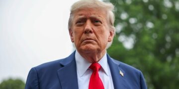 Trump draws US into another Middle East war