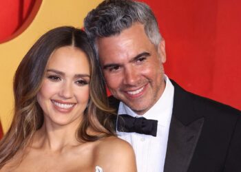 Jessica Alba And Cash Warren Reunite At Graduation, And Her Face Says It All