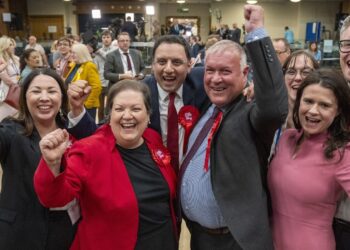 Scottish Labour win Hamilton, Larkhall and Stonehouse by-election as SNP suffer shock defeat | UK News