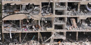 First flight to evacuate British nationals has left Israel, foreign secretary says | World News