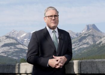 Sir Keir Starmer hits out at politicians who ‘shout and scream but do nothing’ over grooming gangs | Politics News