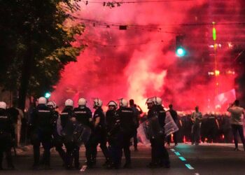 Riot police clash with protesters calling for end to Serbian president’s rule | World News