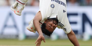 Rishabh Pant: ‘Great entertainer’ lights up England-India with sixes, somersault and ‘falling paddle’ in superb century | Cricket News