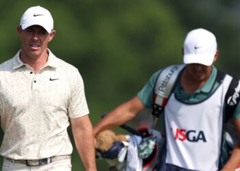 US Open 2025: Rory McIlroy suffers costly finish to opening round as Bryson DeChambeau also struggles at Oakmont | Golf News