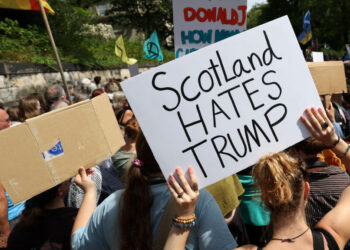 Hundreds rally in Scotland to protest against Trump's golf visit