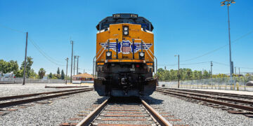 The rail mega-merger that could transform American supply chains