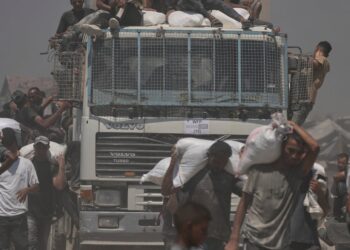 Israel Begins Daily Pause In Fighting In 3 Gaza Areas To Allow ‘Minimal’ Aid As Hunger Grows