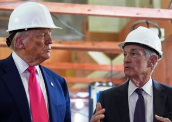 Federal Reserve Leaves Interest Rates Unchanged Even As Trump Demands Cuts