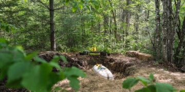 A mushroom casket marks a first for ‘green burials’ in the US