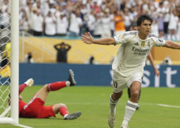 Real Madrid into Club World Cup quarter-finals with 1-0 win over Juventus