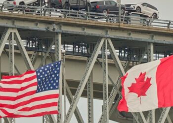 Donald Trump threatens new tariffs on Canada