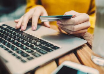 Companies who pay suppliers late to be fined | Politics News