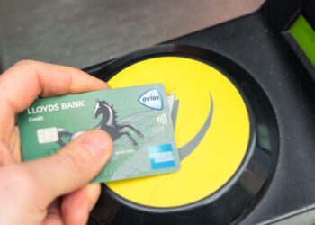 Lloyds Banking Group in talks to buy digital wallet provider Curve | Money News
