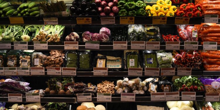 Government funding for state-subsidised restaurants, fruit and veg vouchers and mobile greengrocer to help deprived households | UK News