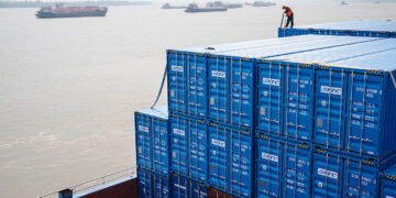 Trump’s trade victims are shrugging off his attacks