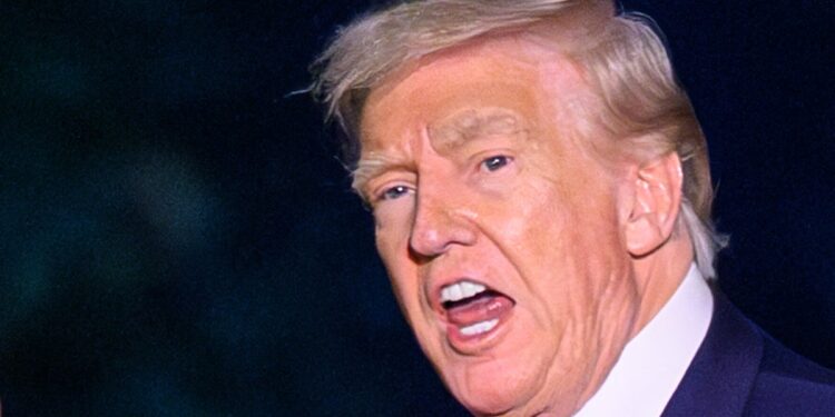 Trump Has A Middle-Of-The-Night Meltdown At Ex-GOP Official