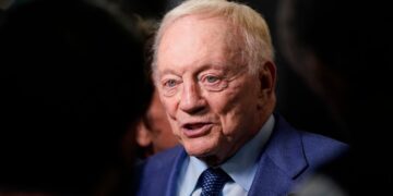 Jerry Jones Fought Stage 4 Cancer Battle For Over Decade: Report