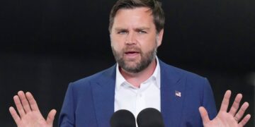 JD Vance Heckled At Photo Op With National Guard In DC