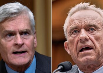 Key GOP Senator Calls For Halt On Vaccine Decisions Amid CDC Chaos