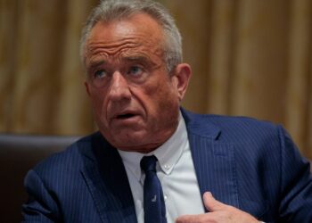 Former White House Aide Rips RFK Jr’s Airport Remarks