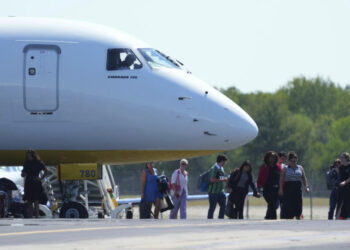 Democrats return to Texas after walkout to block redistricting effort