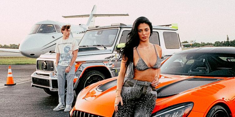 Camilla Araujo & Owen Lynch Share Roses And Big Career News