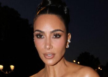 Kim Kardashian Flaunting Stem Cell Treatment Leaves Fans Livid