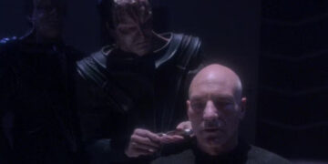 One Star Trek Actor’s Physical Attributes Determined The Look Of An Entire Alien Race