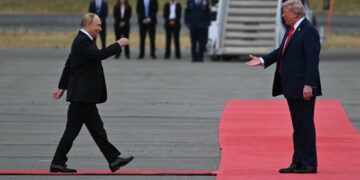 Trump Gives Putin a First-Rate Welcome at Alaska Summit