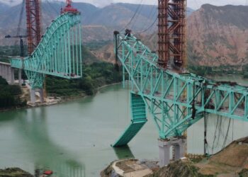 Multiple workers dead after ‘tensioning operation’ causes bridge in China to collapse | World News