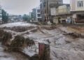 More than 280 dead after flash floods hit India and Pakistan | World News