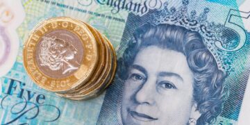 Final batch of rare Queen Elizabeth II coins to enter circulation | UK News