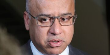 Whitehall on alert for collapse of Gupta’s steel empire | Money News