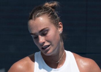 Cincinnati Open: Elena Rybakina upsets Aryna Sabalenka to set up semi-final meeting with Iga Swiatek | Tennis News