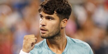 Cincinnati Open: Jannik Sinner, Carlos Alcaraz through to quarter-finals as Taylor Fritz suffers shock defeat | Tennis News