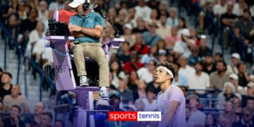 'That was OUT!' | Players confront umpire as electronic line-calling malfunctions