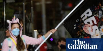 Oregon sues to block ‘illegal’ deployment of 200 national guard troops to Portland | Portland