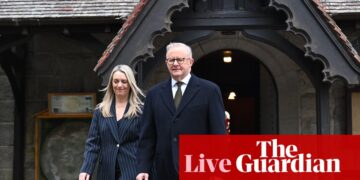 Australia news live: Albanese rules out holding republic referendum after meeting with King Charles | Australia news