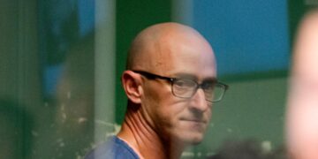 Former Pilot Agrees To Plea Deals Over Flight Incident