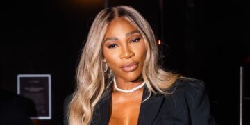 Serena Williams Causes Stir With Complaint About Hotel’s Cotton Plant Decoration