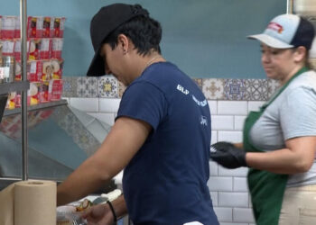 Texas restaurants pay price for ICE raids as scared customers stay home