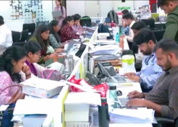 Trump imposes $100,000 requirement on H-1B workers, restricting entry for Indian professionals