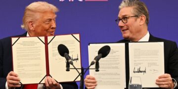 Trump, Starmer Dodge Political Hardballs to Seek Common Ground