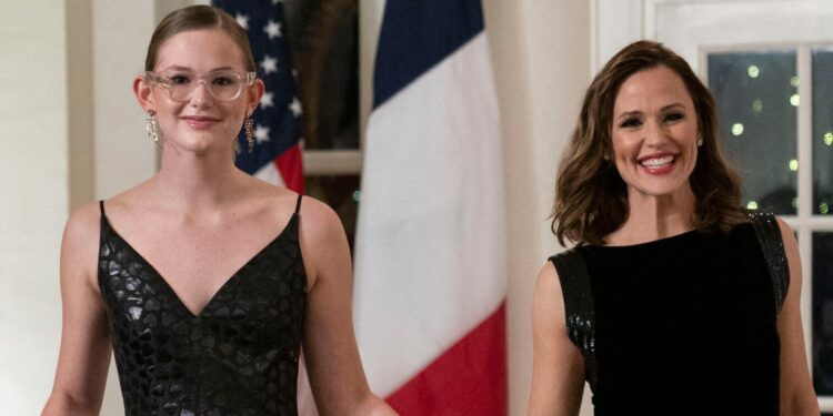 Ben Affleck & Jennifer Garner’s Daughter Praised For U.N. Speech