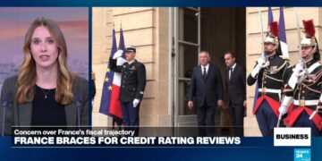 France faces series of credit rating tests amid political chaos