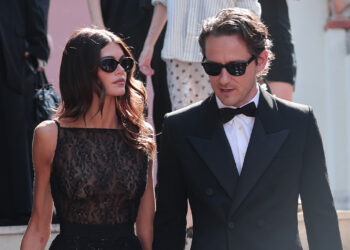 Kaia Gerber & Lewis Pullman Confirm Relationship In Venice