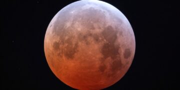 How to see the blood moon total lunar eclipse tonight | Science, Climate & Tech News