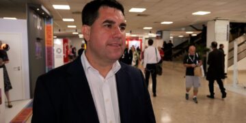 Would-be Labour deputies woo the unions in Brighton | Politics News