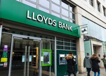 Curve investors embroiled in row over £120m Lloyds sale proceeds | Money News
