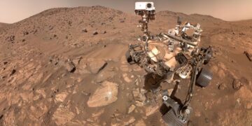 ‘Leopard spots’ found on rock on Mars are clearest sign life once existed on red planet, NASA says | Science, Climate & Tech News